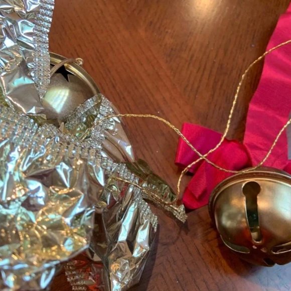 Farmhouse Style Hanging Gold and Red Star Classic Christmas Bells Christmas - Picture 2 of 4